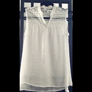E (hanger) Top